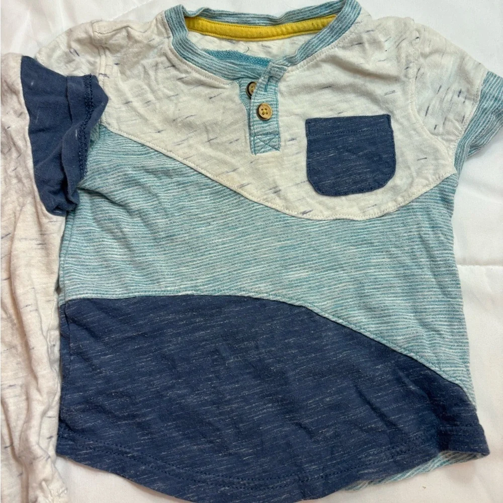 Set of 2 18M OshKosh B'gosh Kids Short Sleeve Tees - Multicolor and Blue